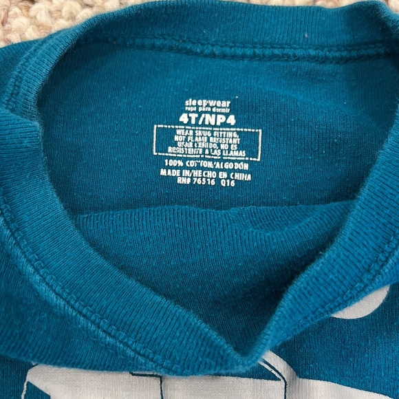 Boys winter pj set - Picture 5 of 7